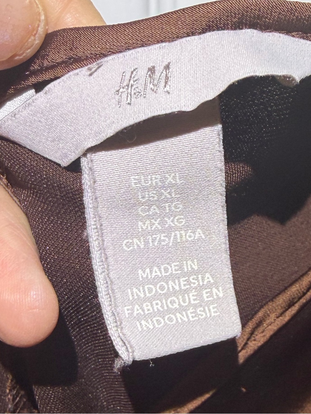 H&M Deep Espresso Brown Sexy Satiny Slip Dress with Spaghetti Straps. Size XL - Picture 2 of 5